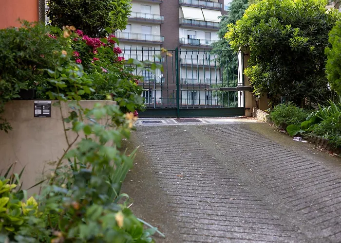 Ducco Zona Ospedale Διαμέρισμα *