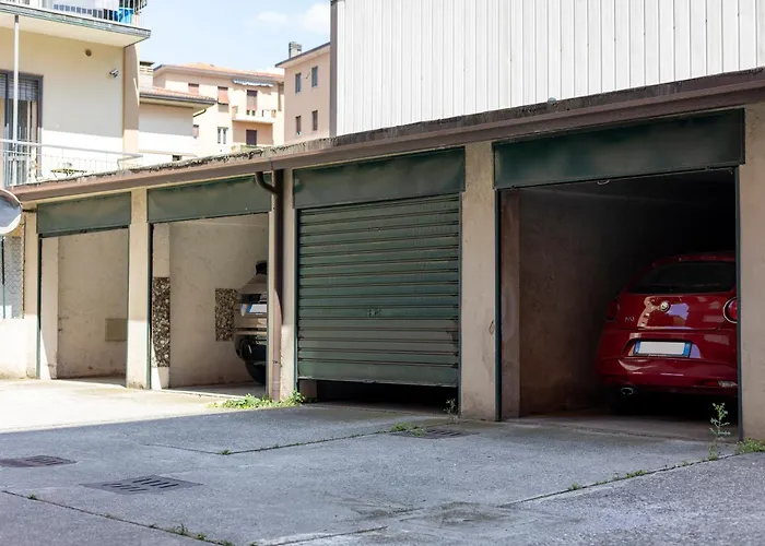 Ducco Zona Ospedale * Μπρέσια