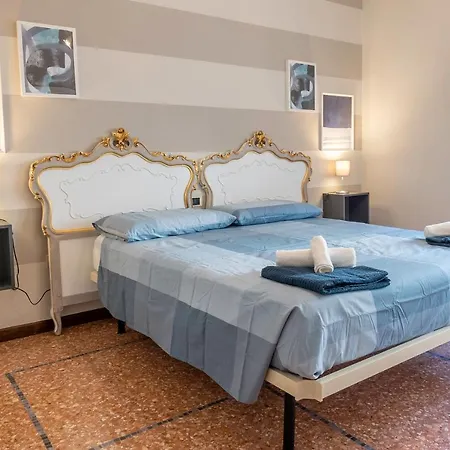 Ducco Zona Ospedale דירה ברשה